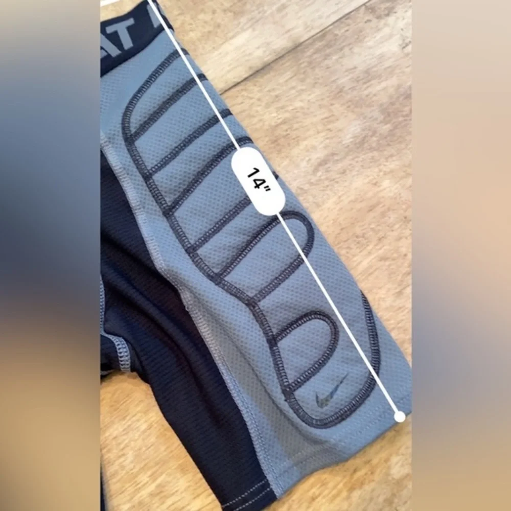 Nike pro combat
